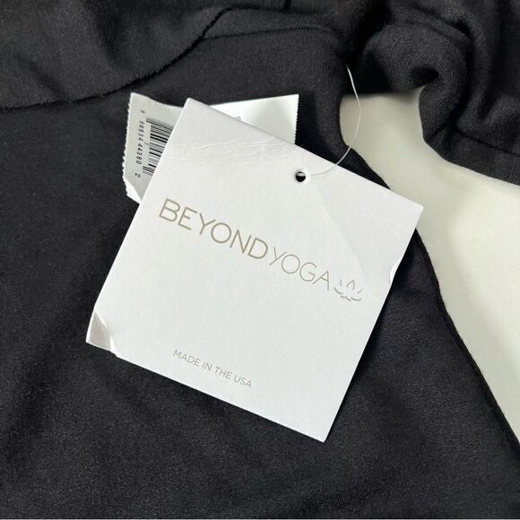 Beyond Yoga NWT Cold Shoulder Ruffle Top XL - Picture 5 of 9